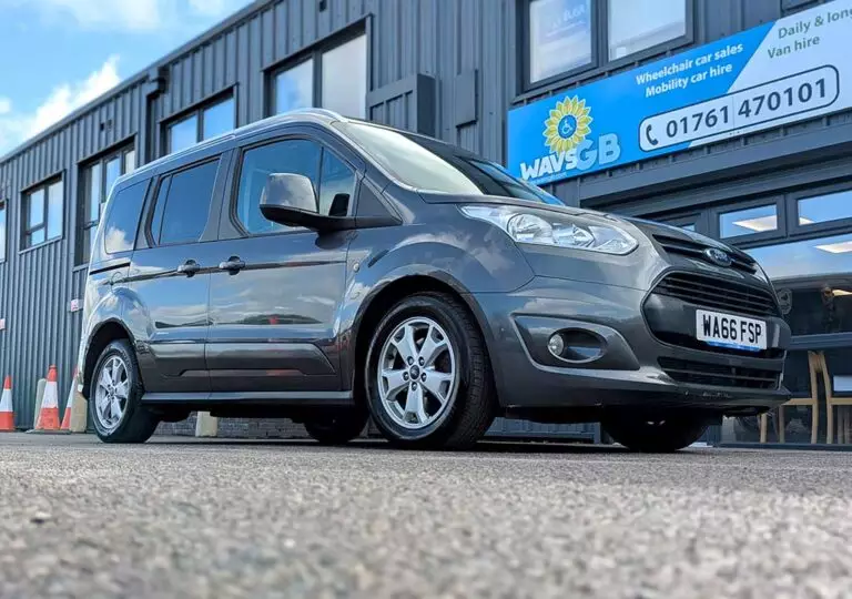 Ford Tourneo Connect Blaze 1.5 TDCi Titanium WAV