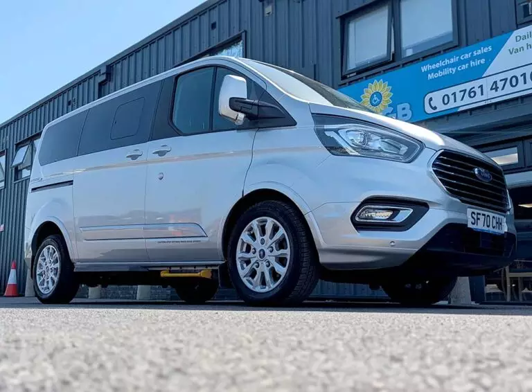Ford Tourneo Custom 2.0 EcoBlue Independence Titanium Auto