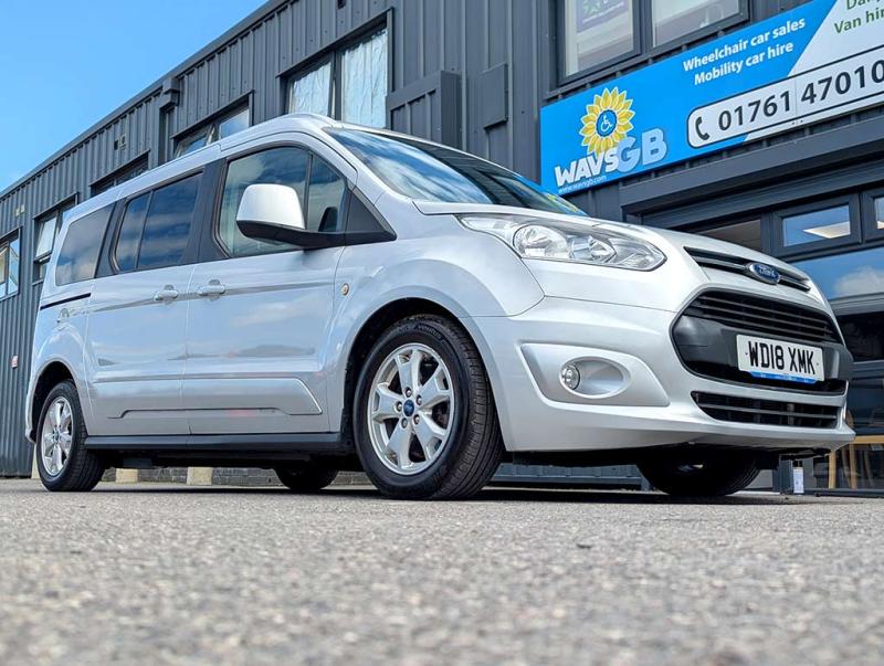 ford tourneo up-front wav