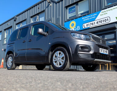 Peugeot Rifter 1.5 BlueHDi 100 Allure WAV for sale